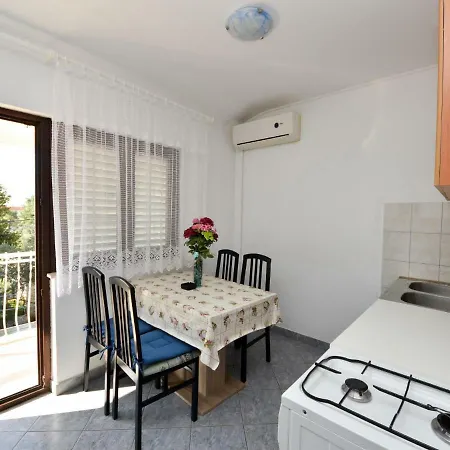 Appartement Nenadia.3 *